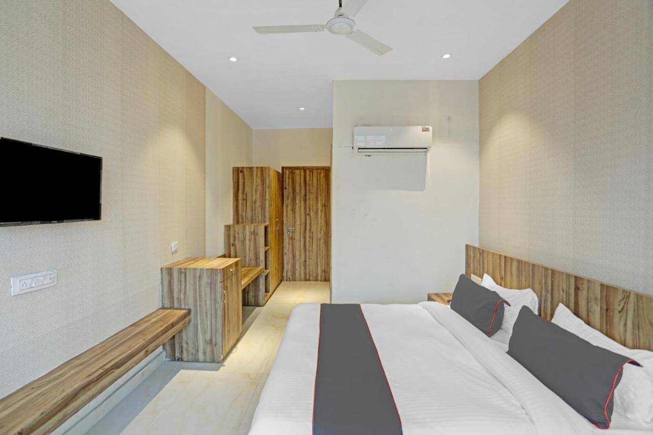 Collection O 85238 Tulika Garden Hotel Izatnagar Exterior photo